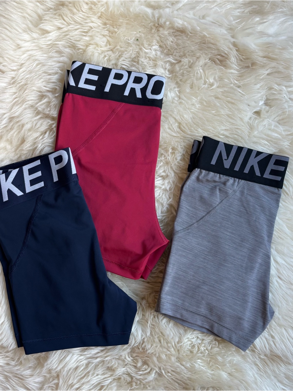Nike Pro Dri-Fit Women's Mid-Rise 3" Biker Shorts BUNDLE of 3. Size Small - Picture 3 of 13
